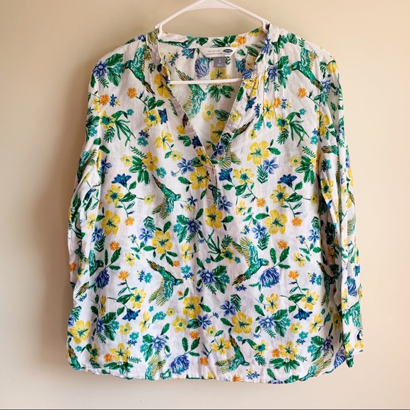 Old Navy Tops - Old Navy Tropical Floral Parrot Linen Popover Top